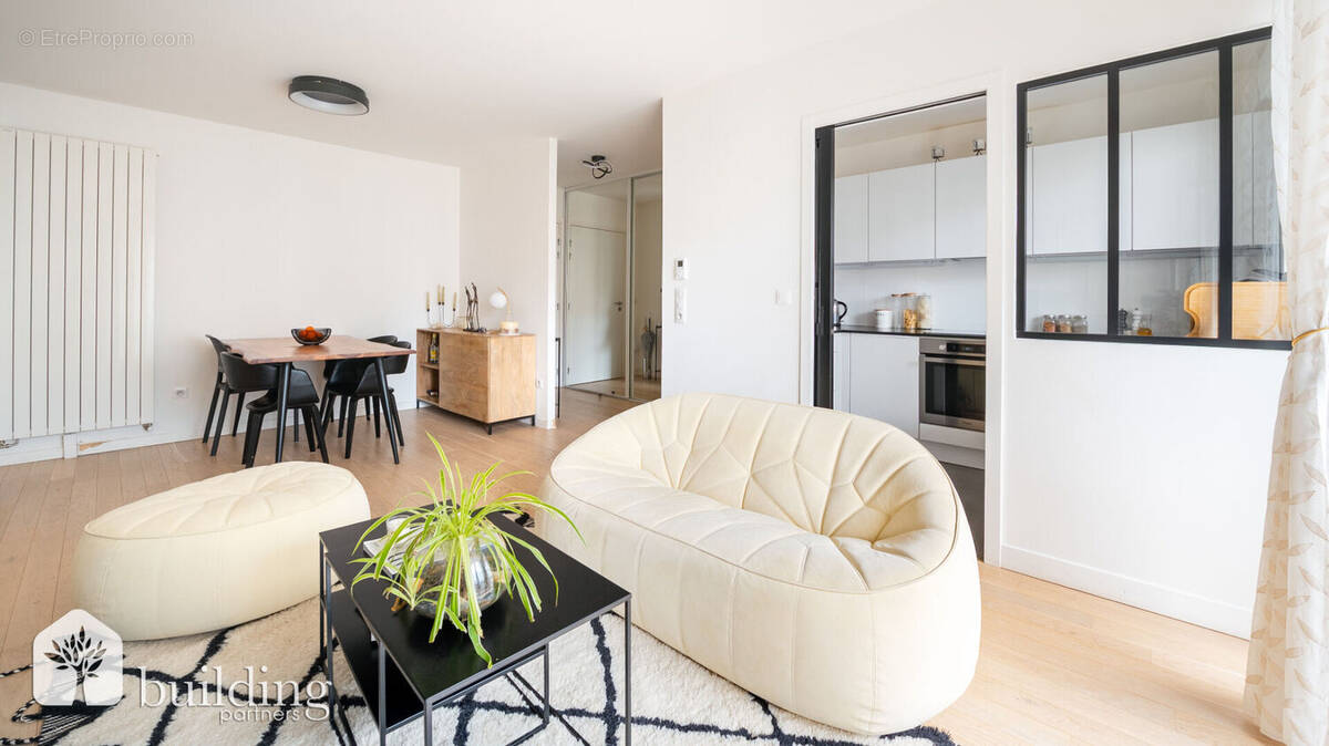 Appartement à LEVALLOIS-PERRET