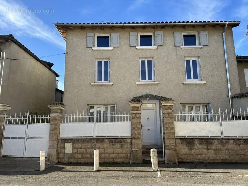 Maison à FLEURIE