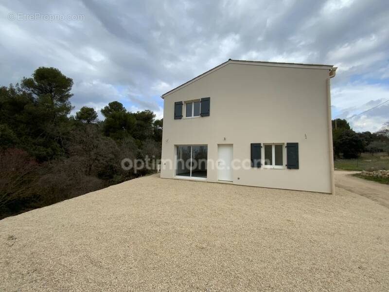 Maison à LA BASTIDE-DES-JOURDANS