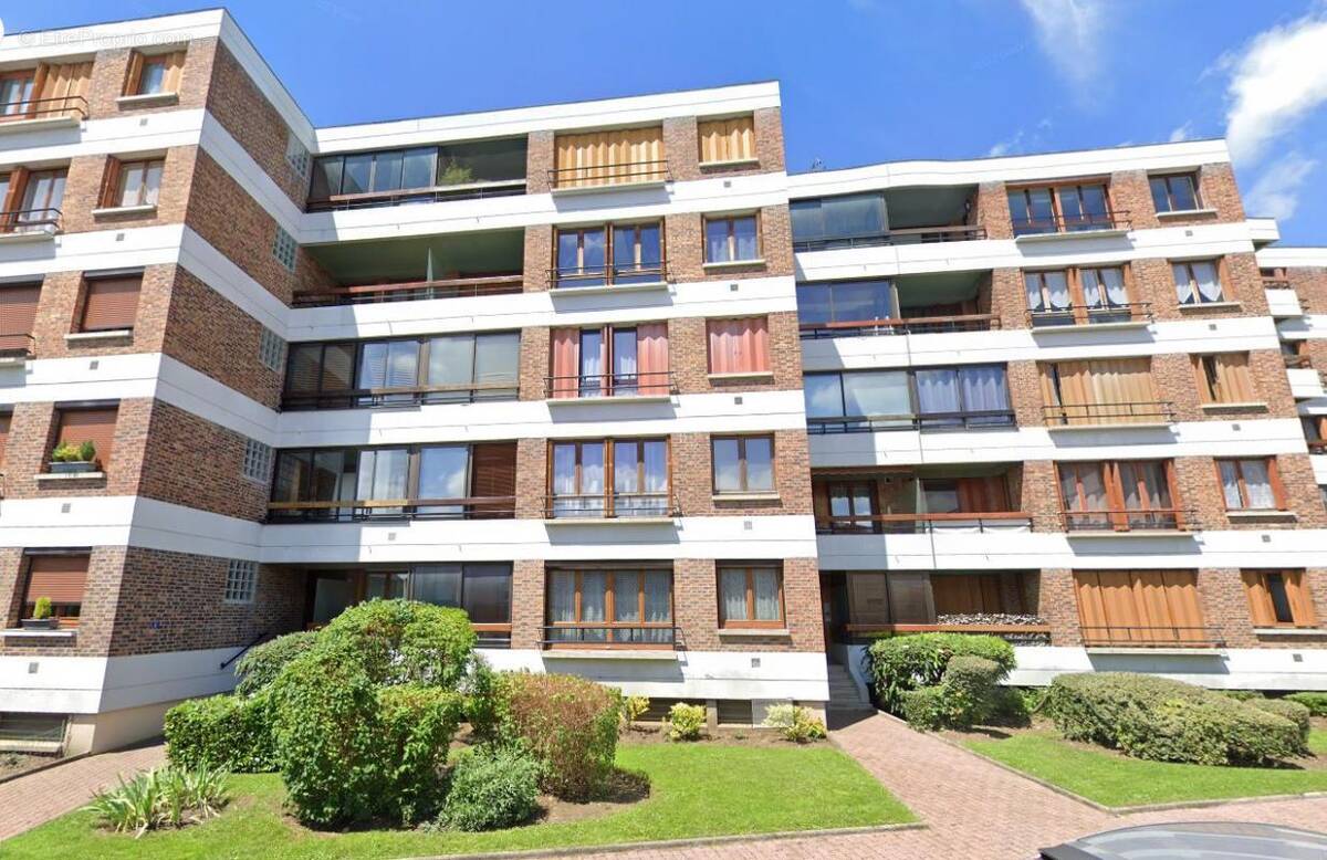 Appartement à VAIRES-SUR-MARNE