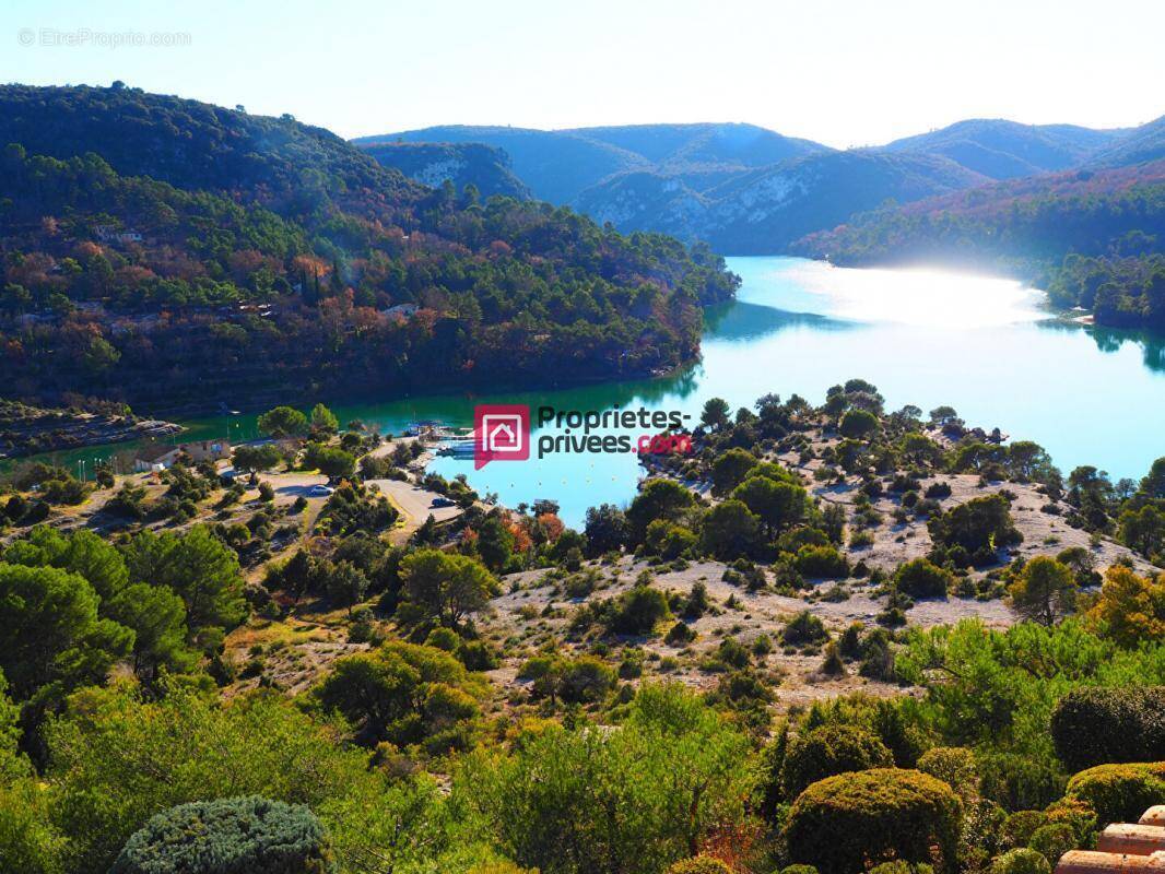 Appartement à ESPARRON-DE-VERDON