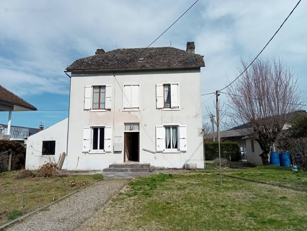 Maison à MONCEAUX-SUR-DORDOGNE