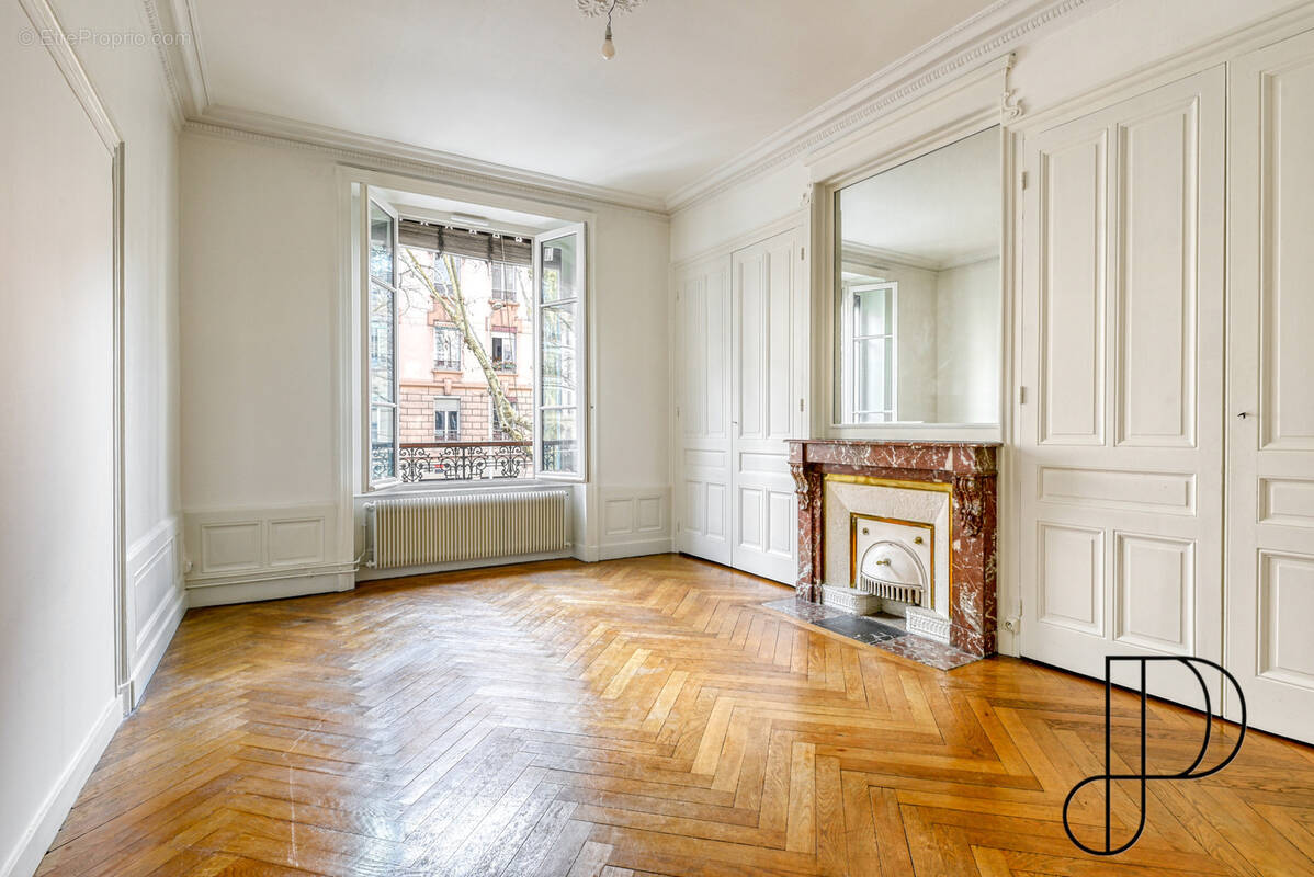 Appartement à LYON-6E