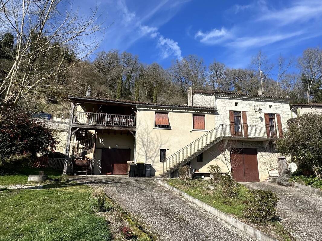 Maison à AUBETERRE-SUR-DRONNE