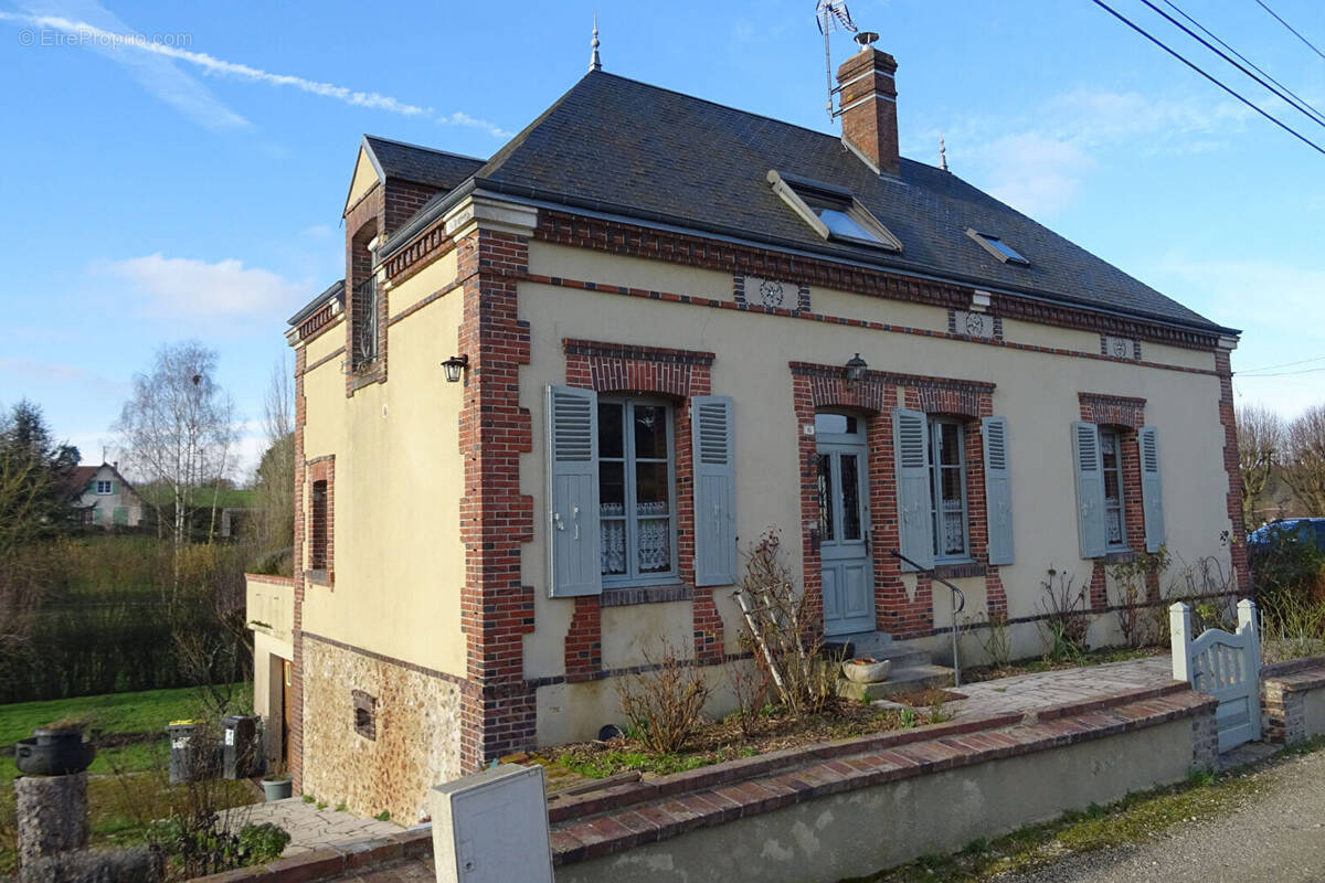 Maison à AUTHON-DU-PERCHE