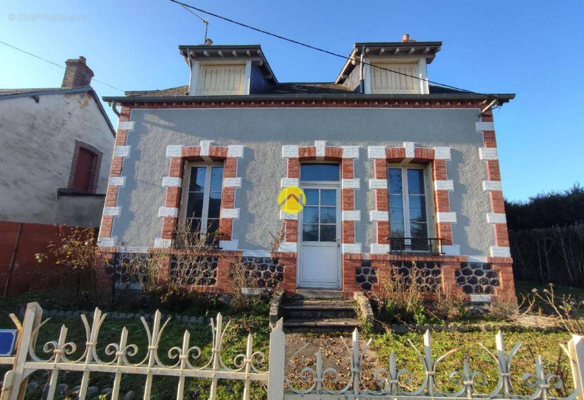 Maison à VAILLY-SUR-SAULDRE