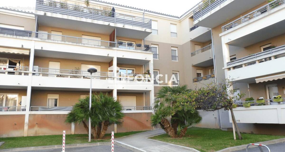 Appartement à LUNEL