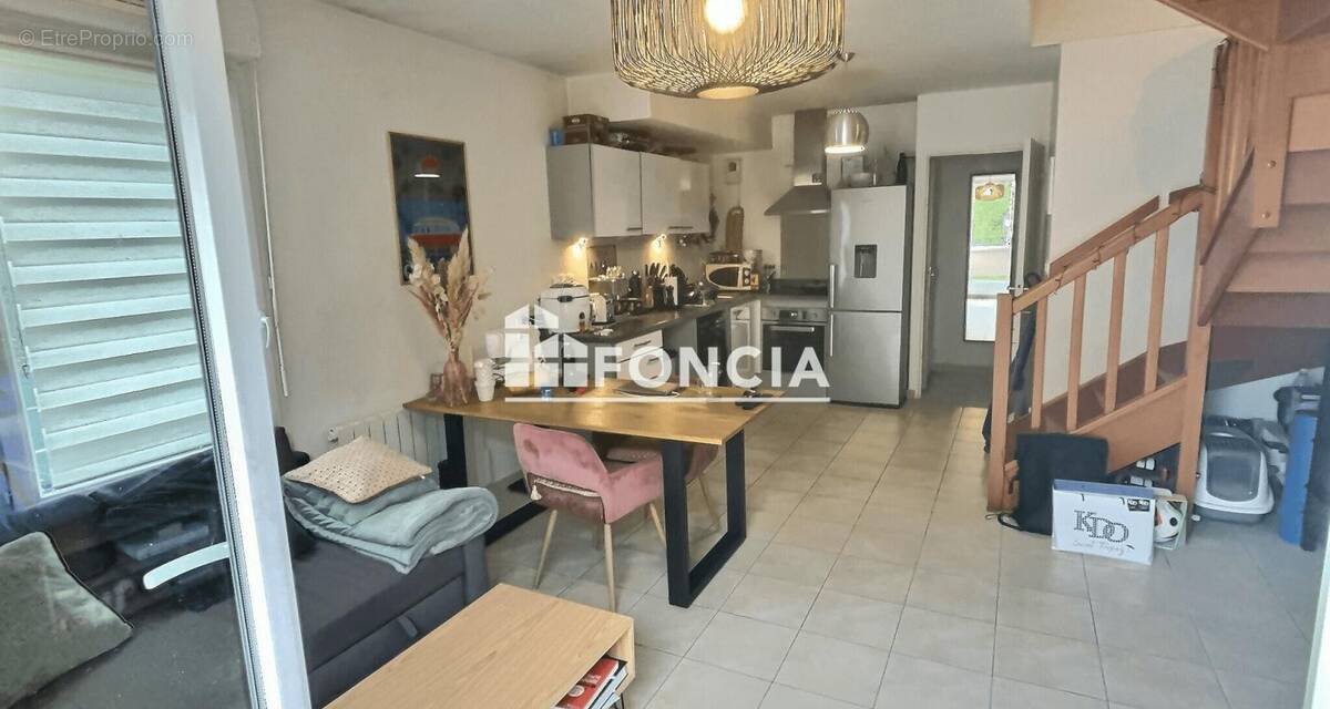 Appartement à LYON-9E