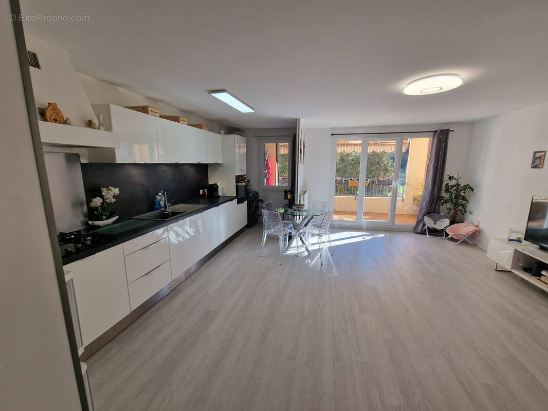 Appartement à MENTON