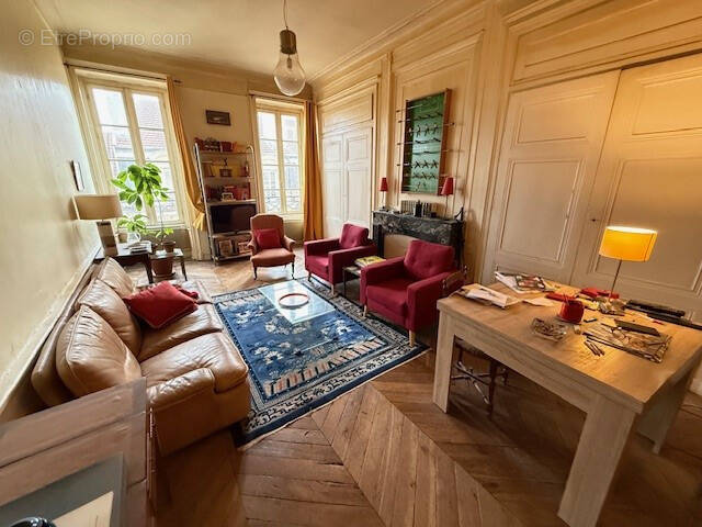 Appartement à LYON-6E