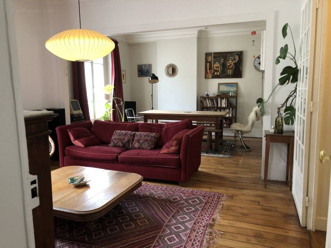 Appartement à PARIS-18E