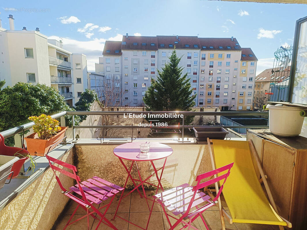 Appartement à LYON-8E