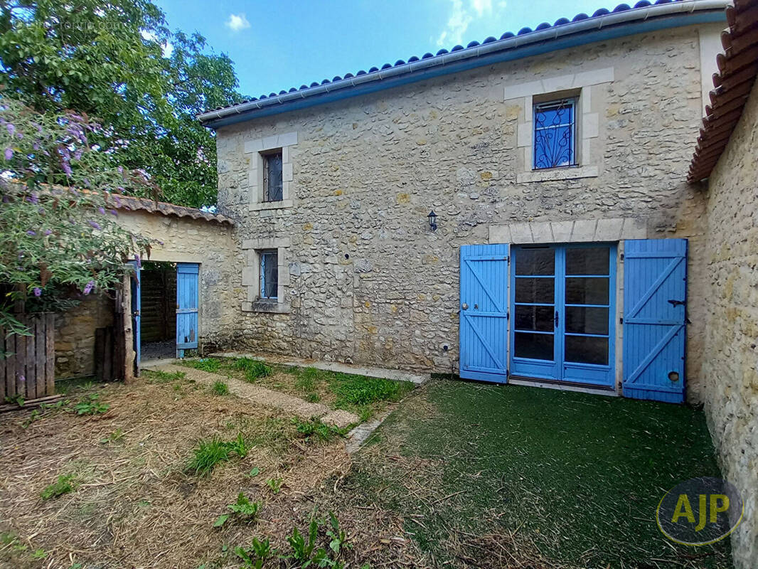 Maison à GAILLAN-EN-MEDOC