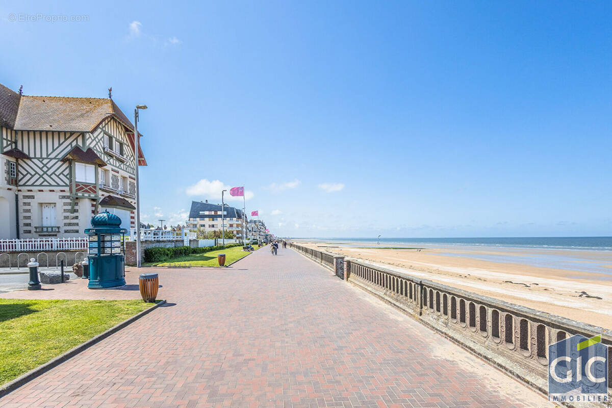 Appartement à CABOURG