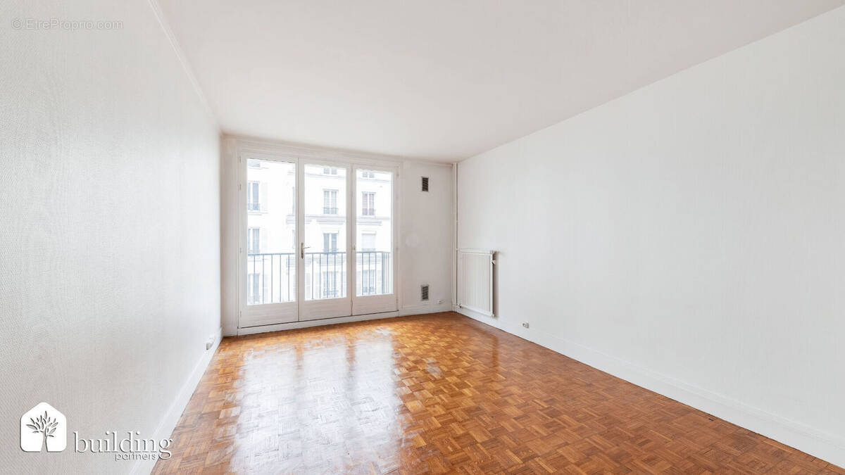 Appartement à LEVALLOIS-PERRET