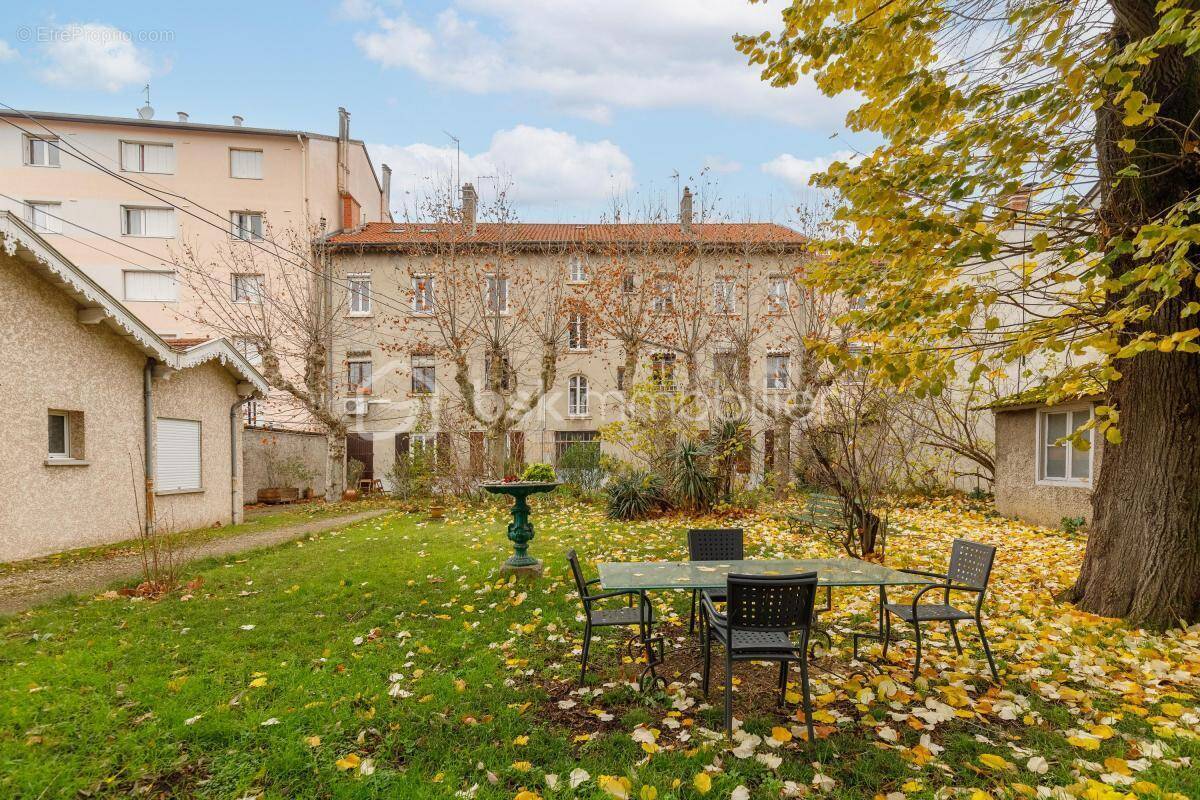 Appartement à LYON-3E