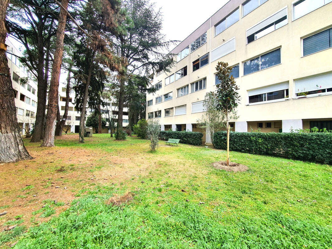 Appartement à LE PONTET