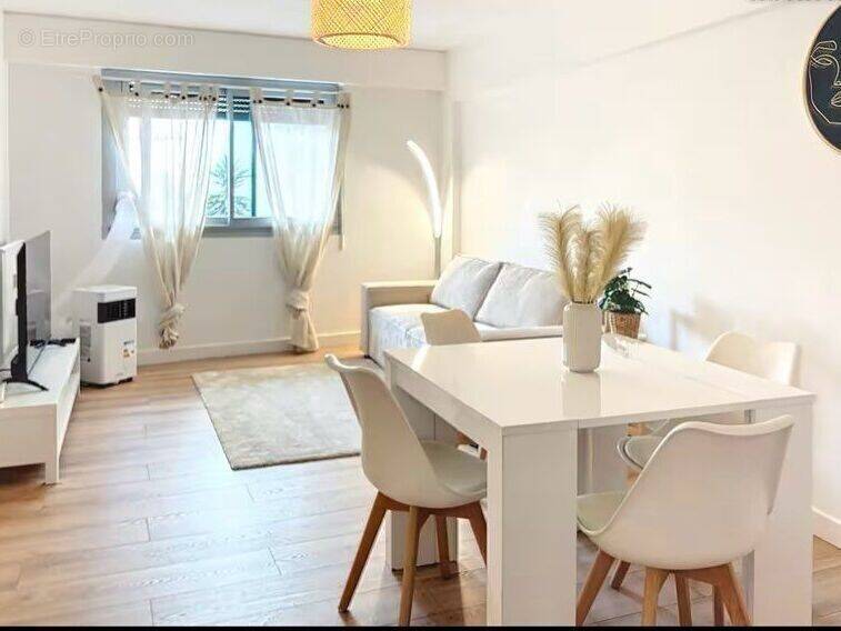 Appartement à CAGNES-SUR-MER