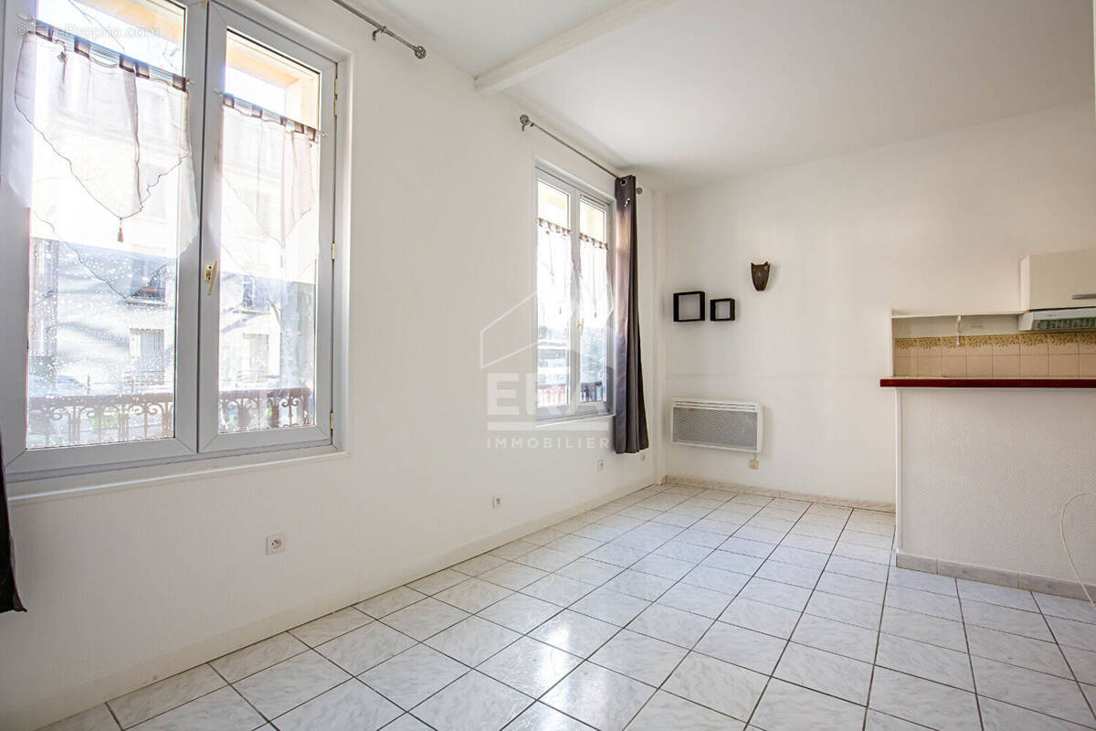 Appartement à PARIS-12E