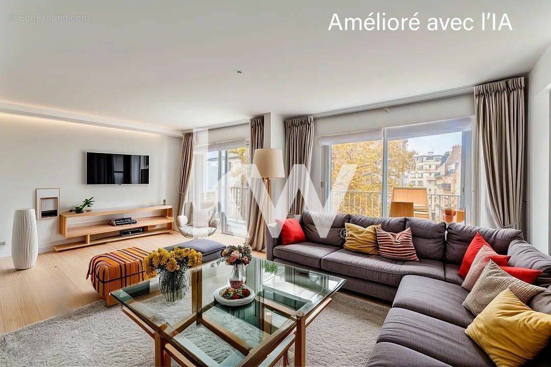 Appartement à PARIS-16E