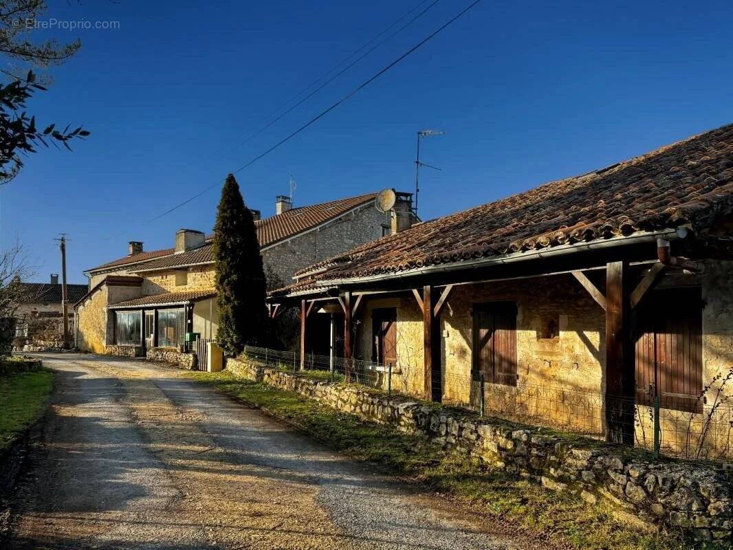 Maison à SORGES