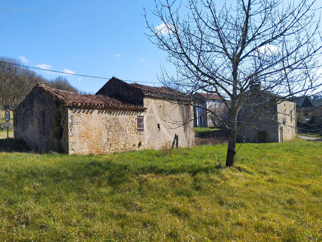 Autre à PUY-L&#039;EVEQUE