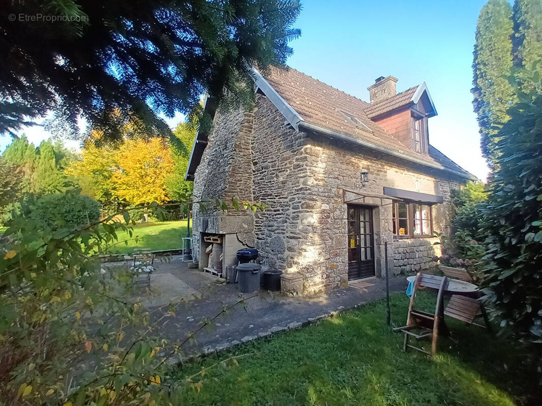 Maison à SOURDEVAL