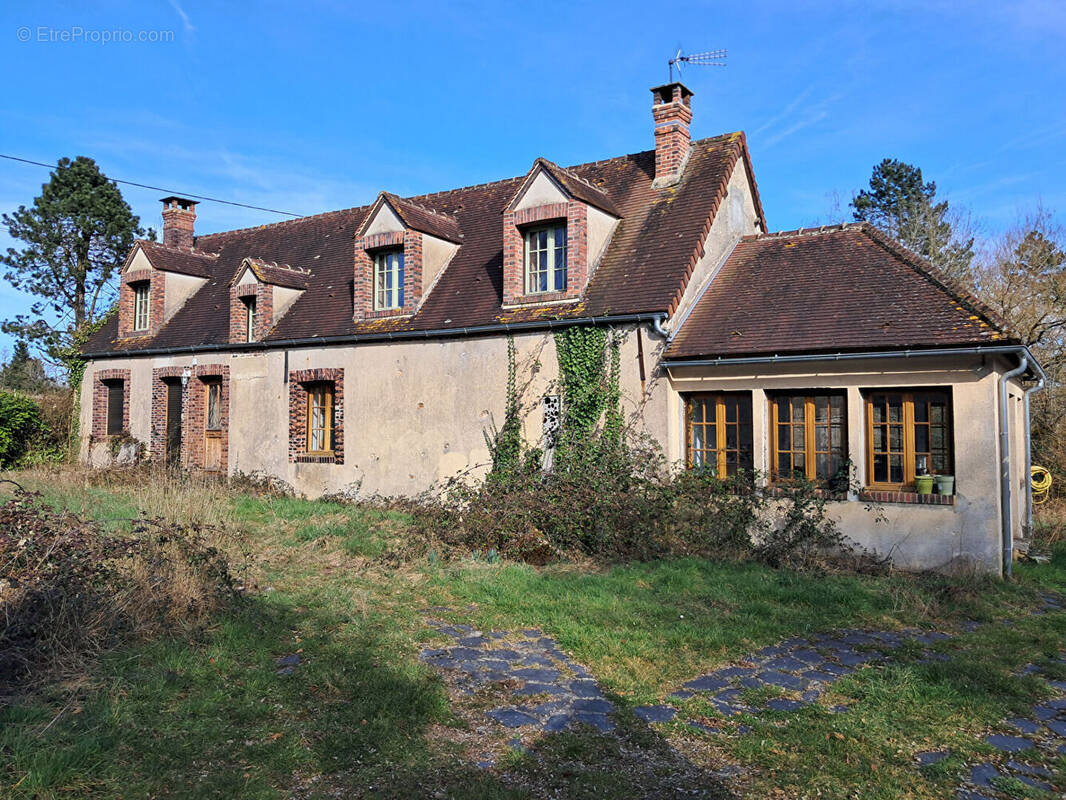 Maison à LA LOUPE