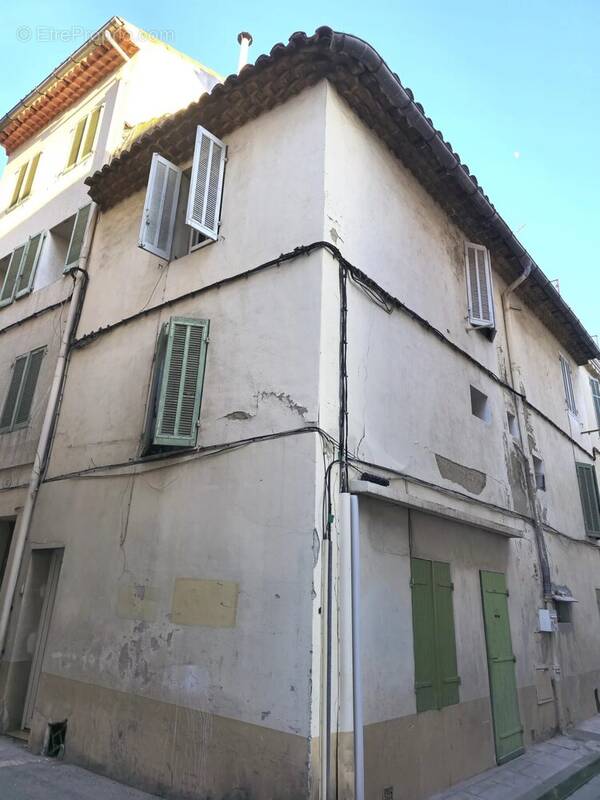 Appartement à AUBAGNE