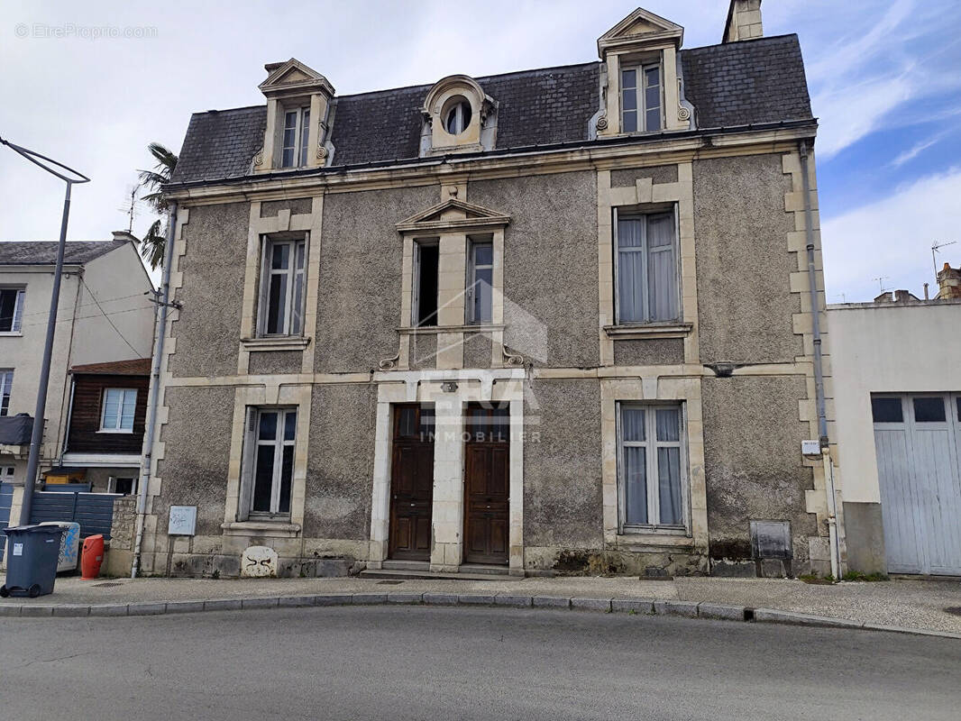 Maison à POITIERS