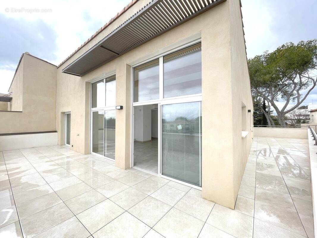 Appartement à NIMES