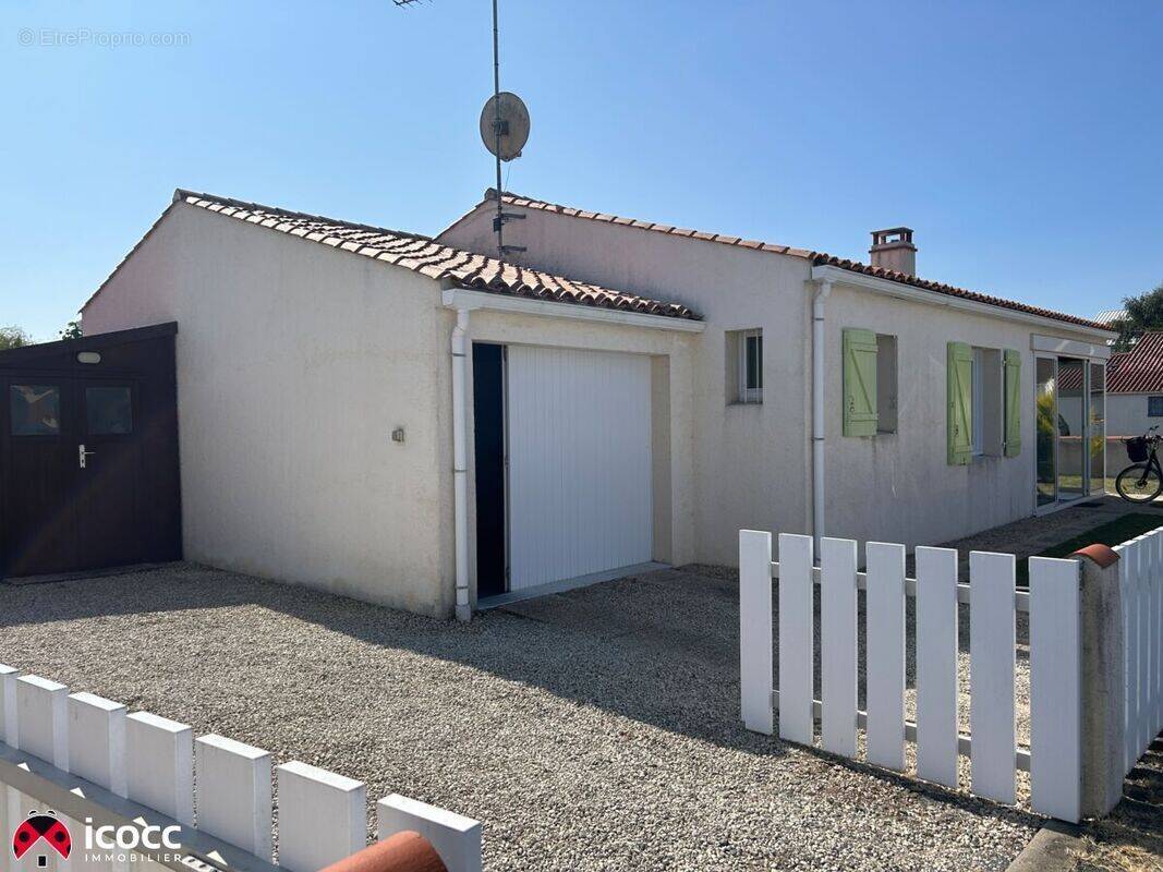 Maison à L&#039;AIGUILLON-SUR-MER