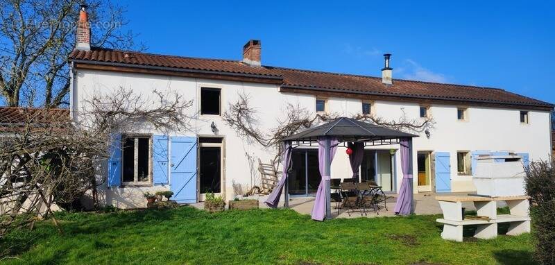 Maison à ARGENTON-CHATEAU