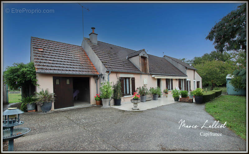 Maison à CHAMBON-LA-FORET