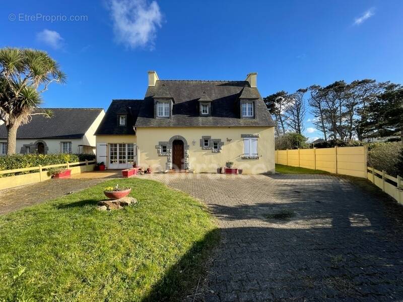 Maison à CLEDER