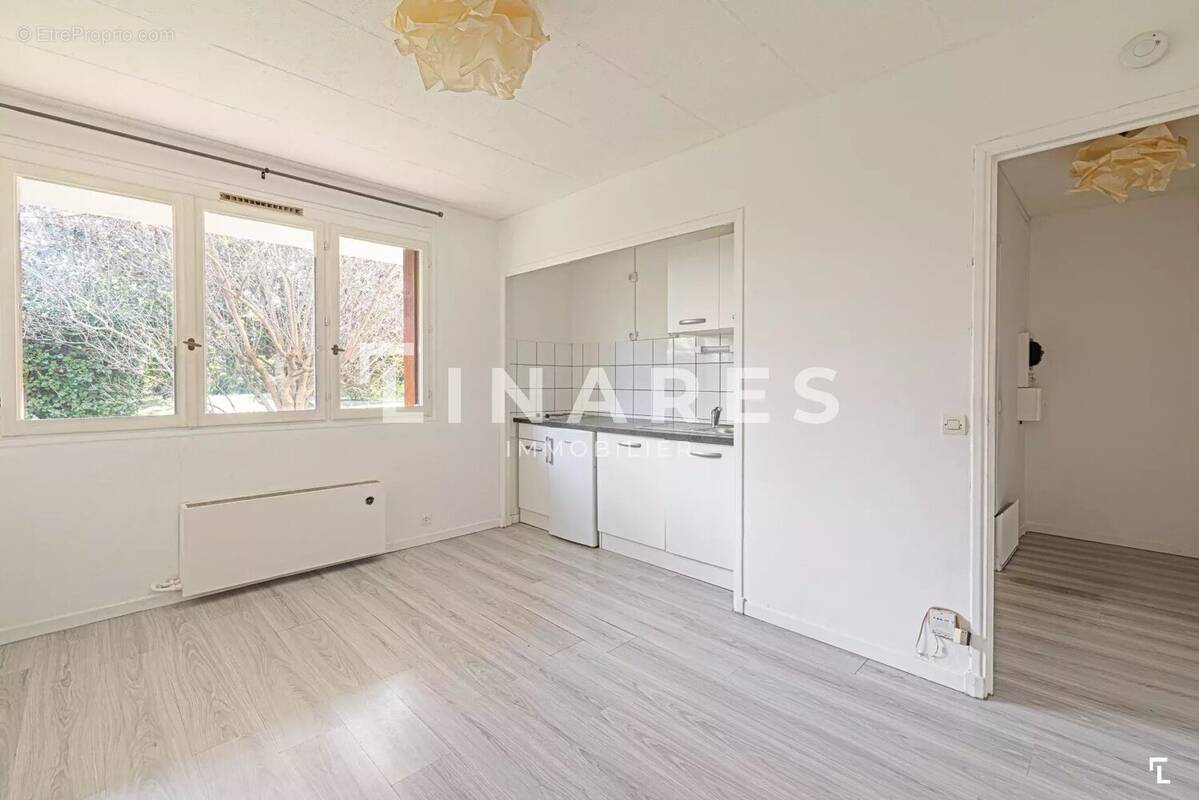 Appartement à MARSEILLE-9E