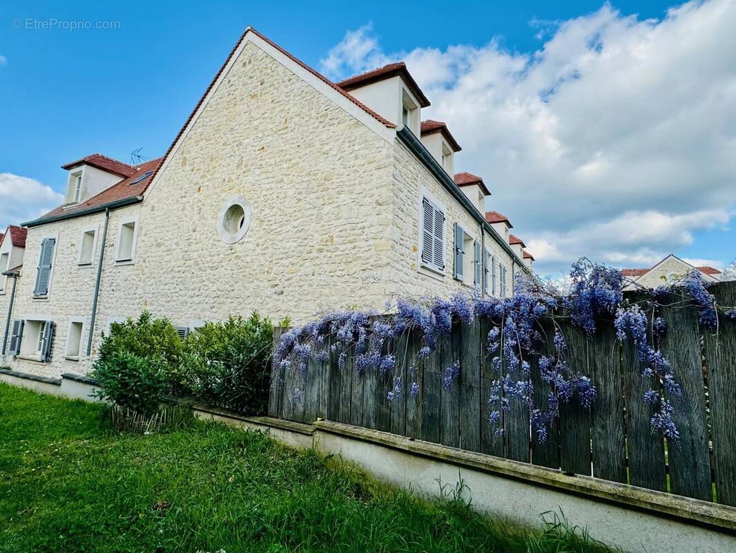 Appartement à CHAVENAY