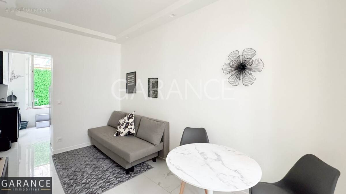 Appartement à PARIS-12E