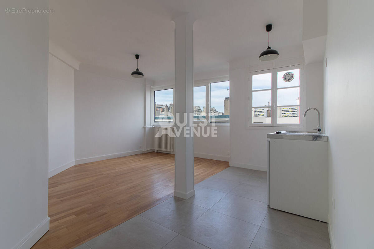 Appartement à PARIS-20E