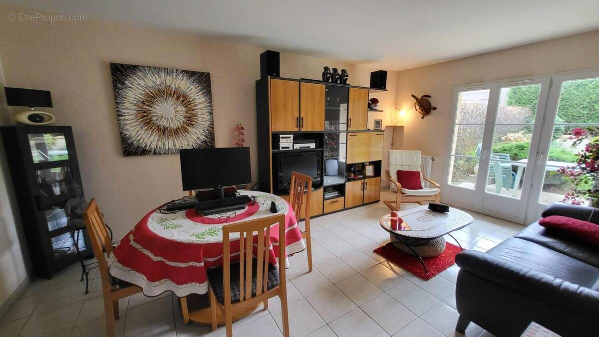 Appartement à PLAISIR