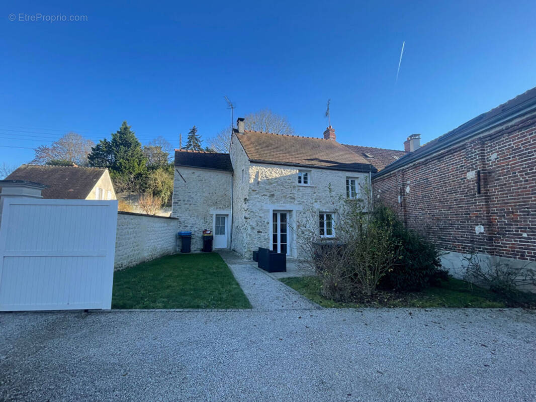 Maison à SENLIS