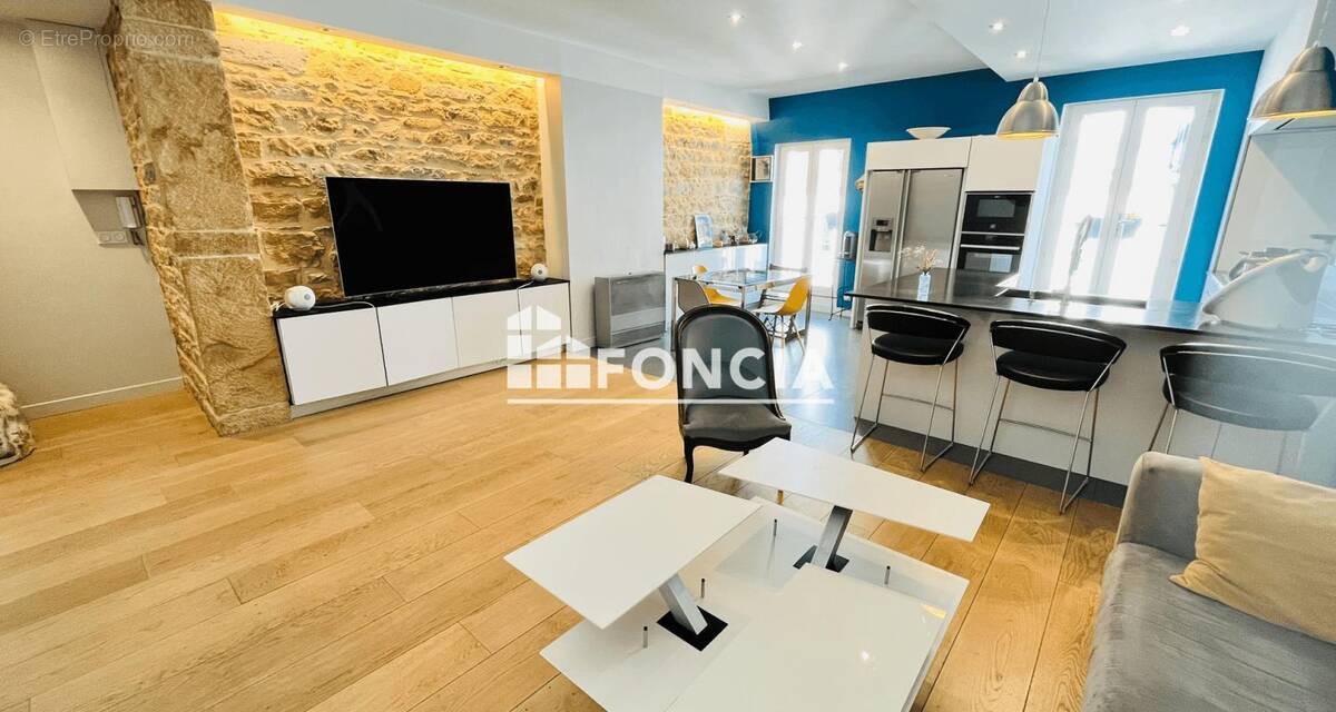 Appartement à LYON-6E