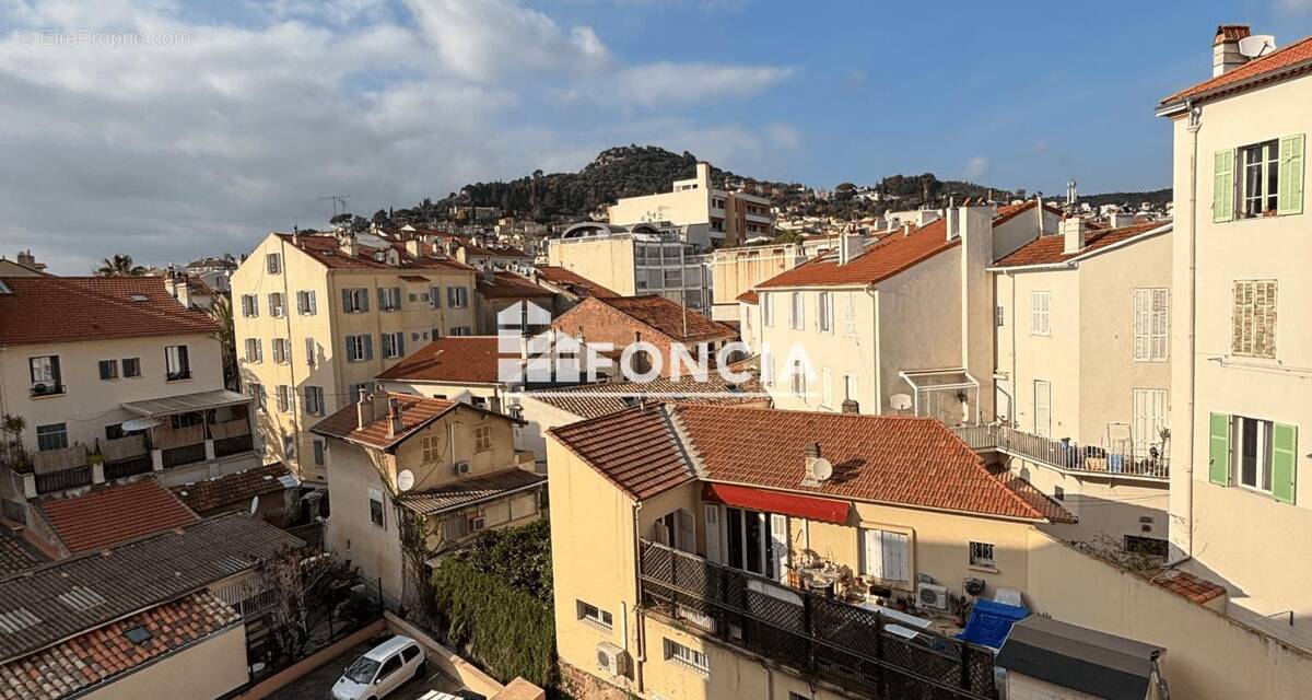 Appartement à HYERES