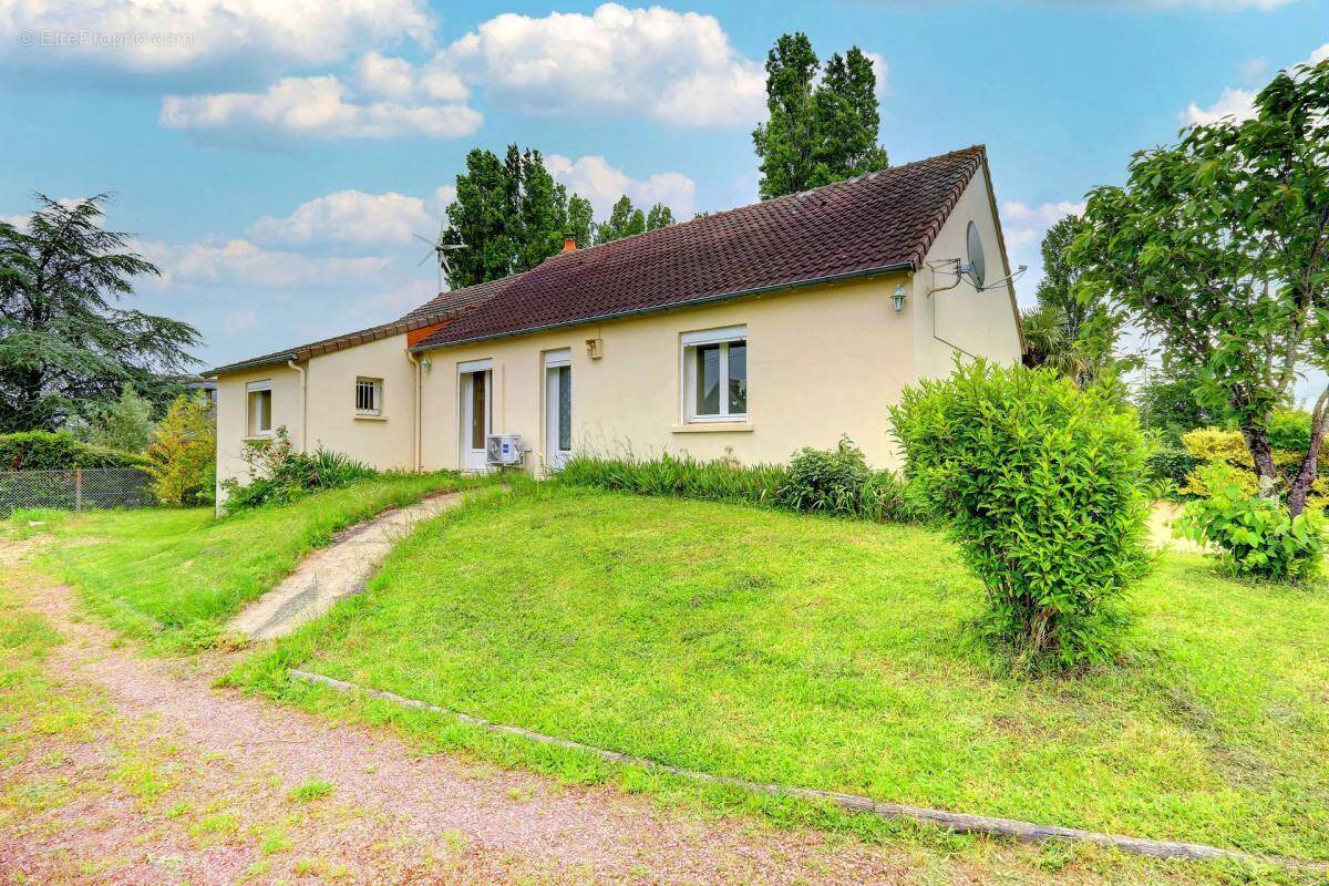 Maison à CHATEAU-LA-VALLIERE