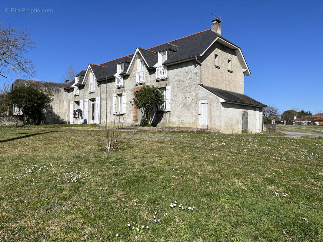 Maison à BORDERES-SUR-L&#039;ECHEZ