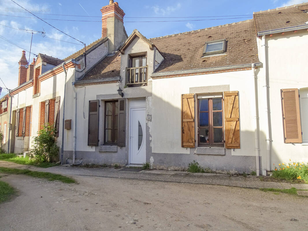 Maison à CHATRES-SUR-CHER