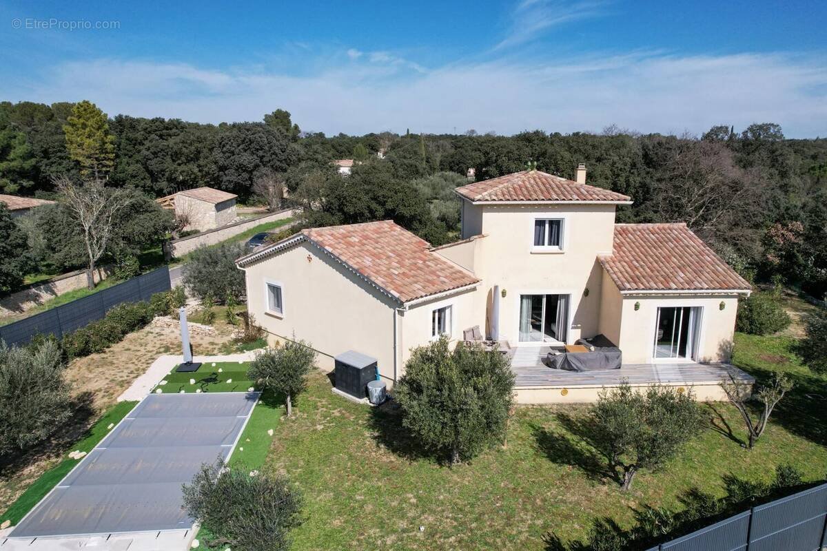 Maison à UZES