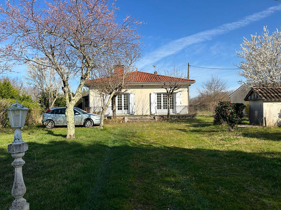 Maison à CAVIGNAC