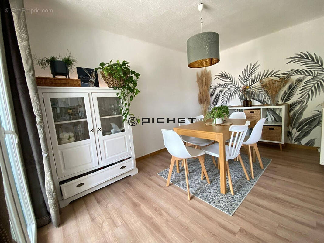 Appartement à MARSEILLE-12E