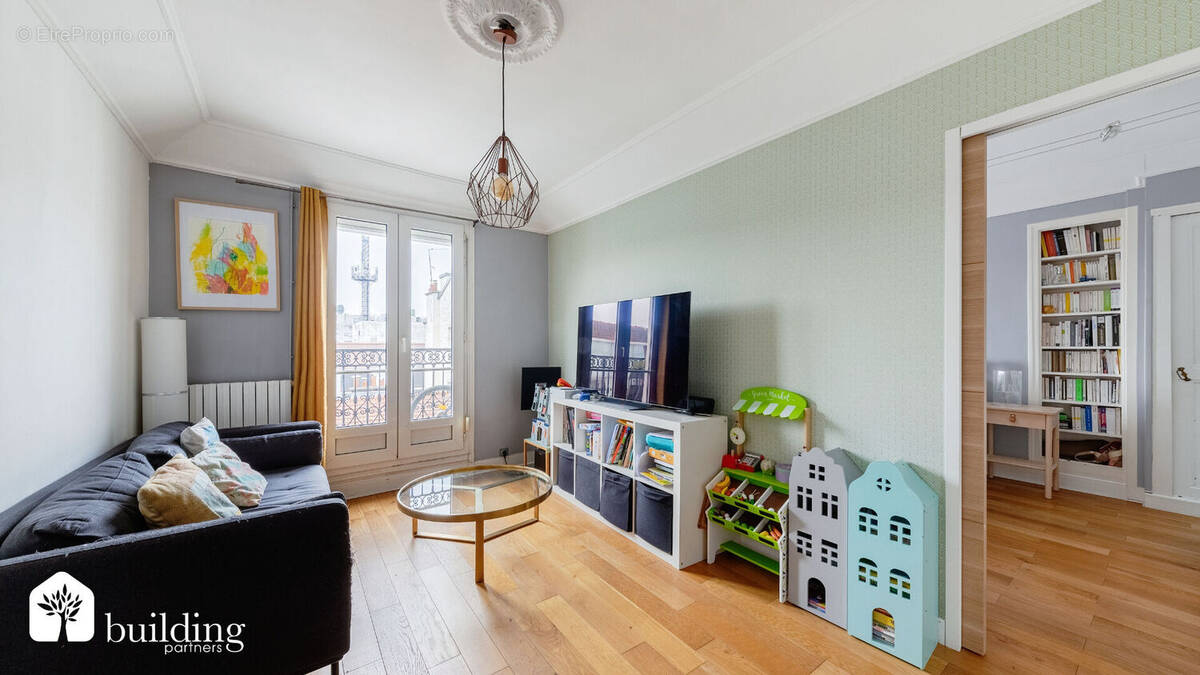 Appartement à LEVALLOIS-PERRET